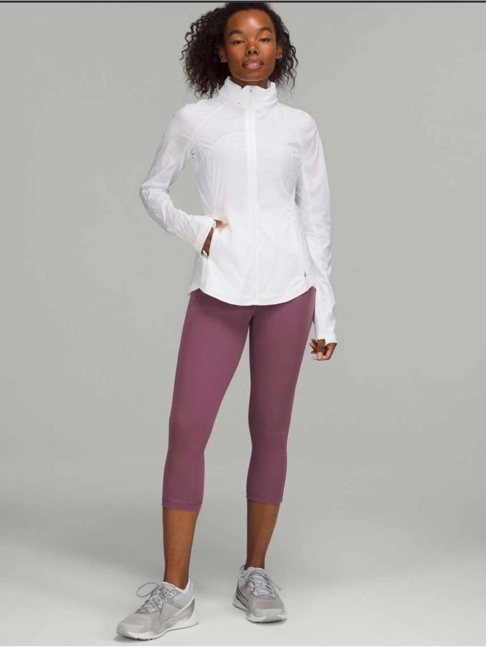 Lululemon Swift Speed High-Rise Crop 21"
Vintage Plum Size 8